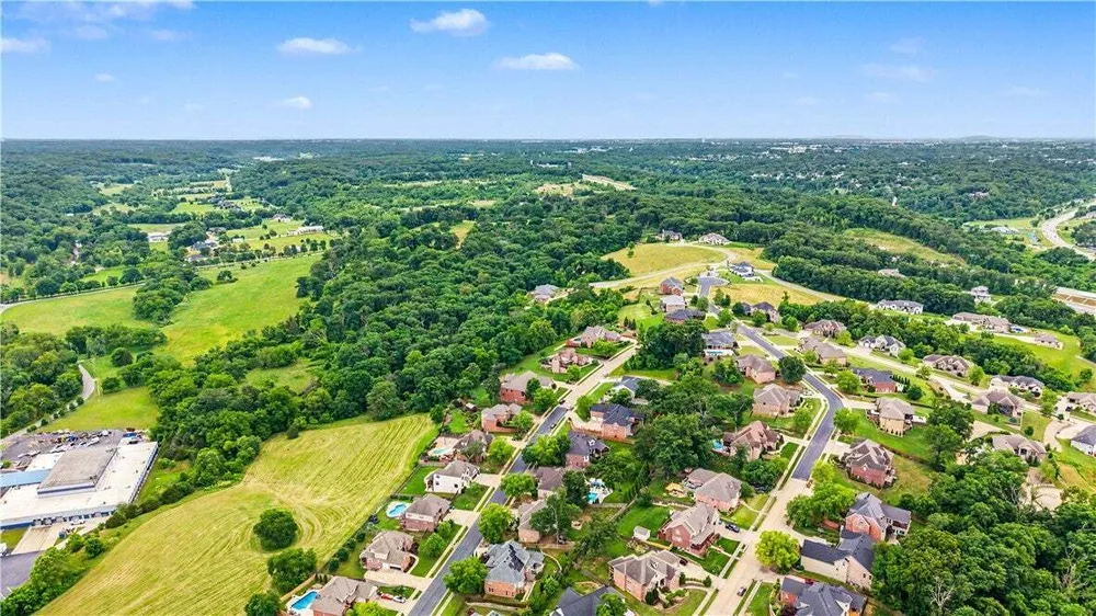 3701 NW Creekstone Blvd, Bentonville, AR 72712