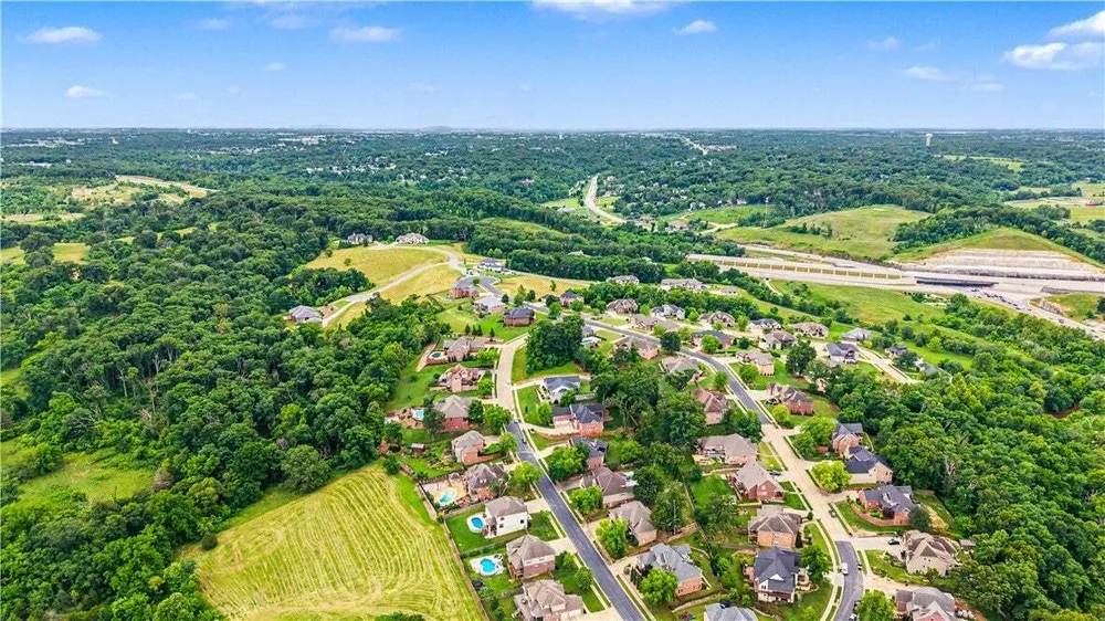 3701 NW Creekstone Blvd, Bentonville, AR 72712
