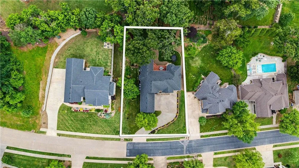 3701 NW Creekstone Blvd, Bentonville, AR 72712