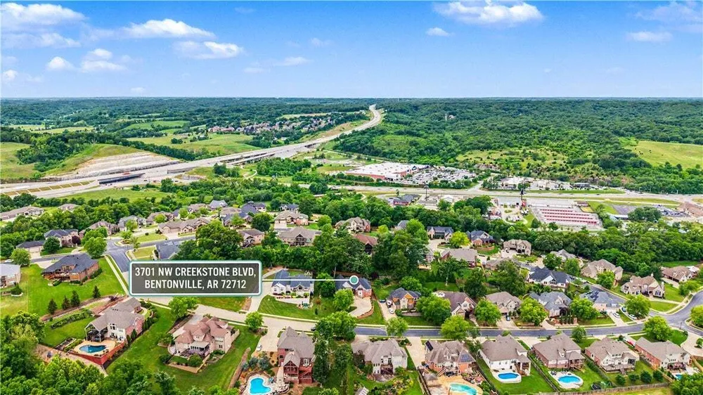 3701 NW Creekstone Blvd, Bentonville, AR 72712