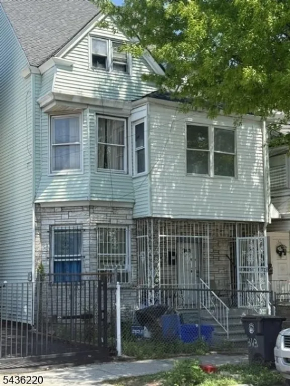 343 7th Ave, Newark, NJ 07107