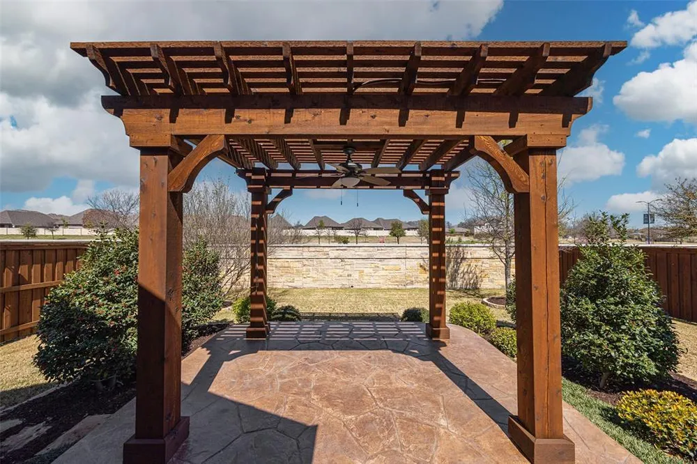 517 Lake Livingston Trail, McKinney, TX 75071