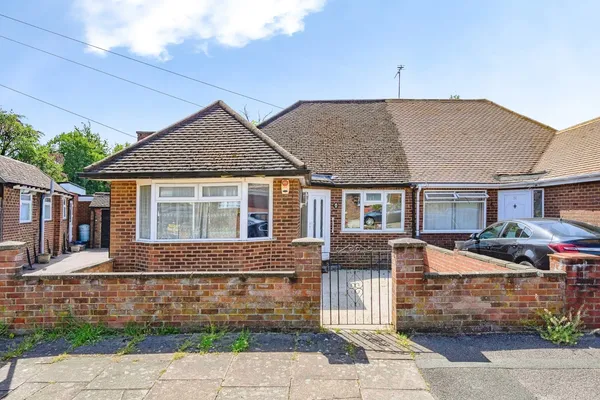 Abingdon Road, LUTON, Bedfordshire, LU4