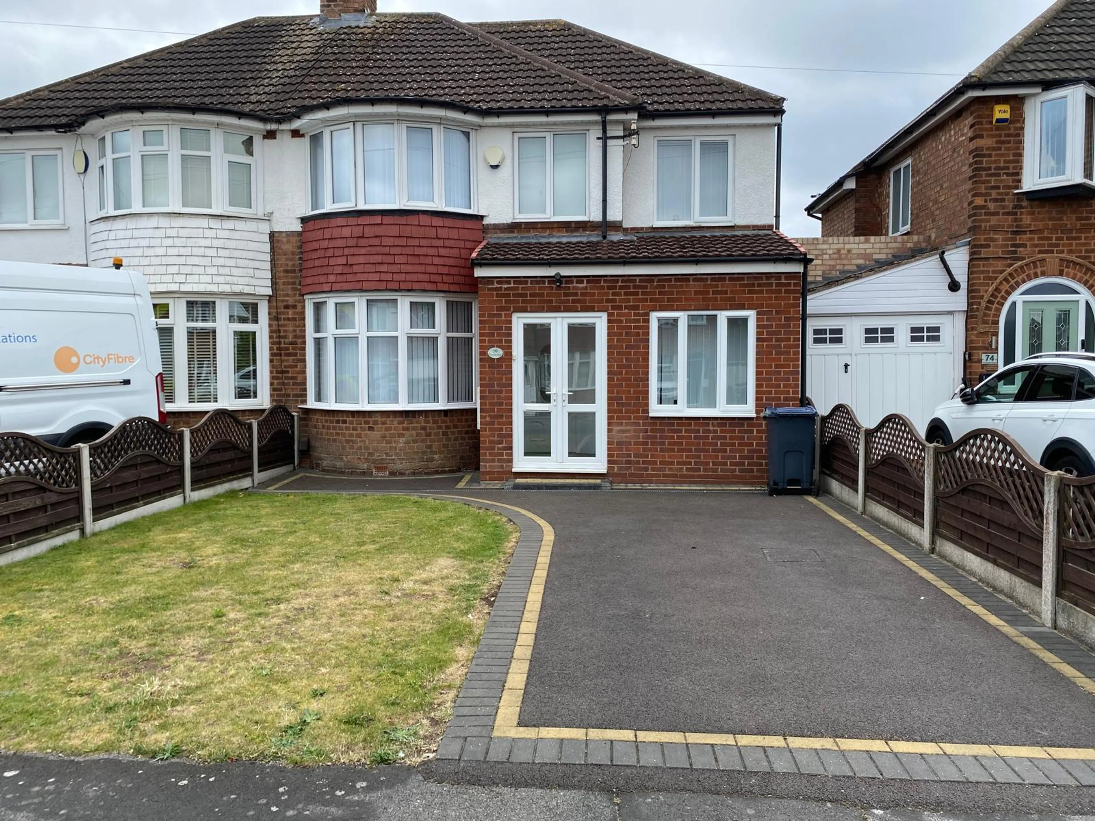 Property photo 0