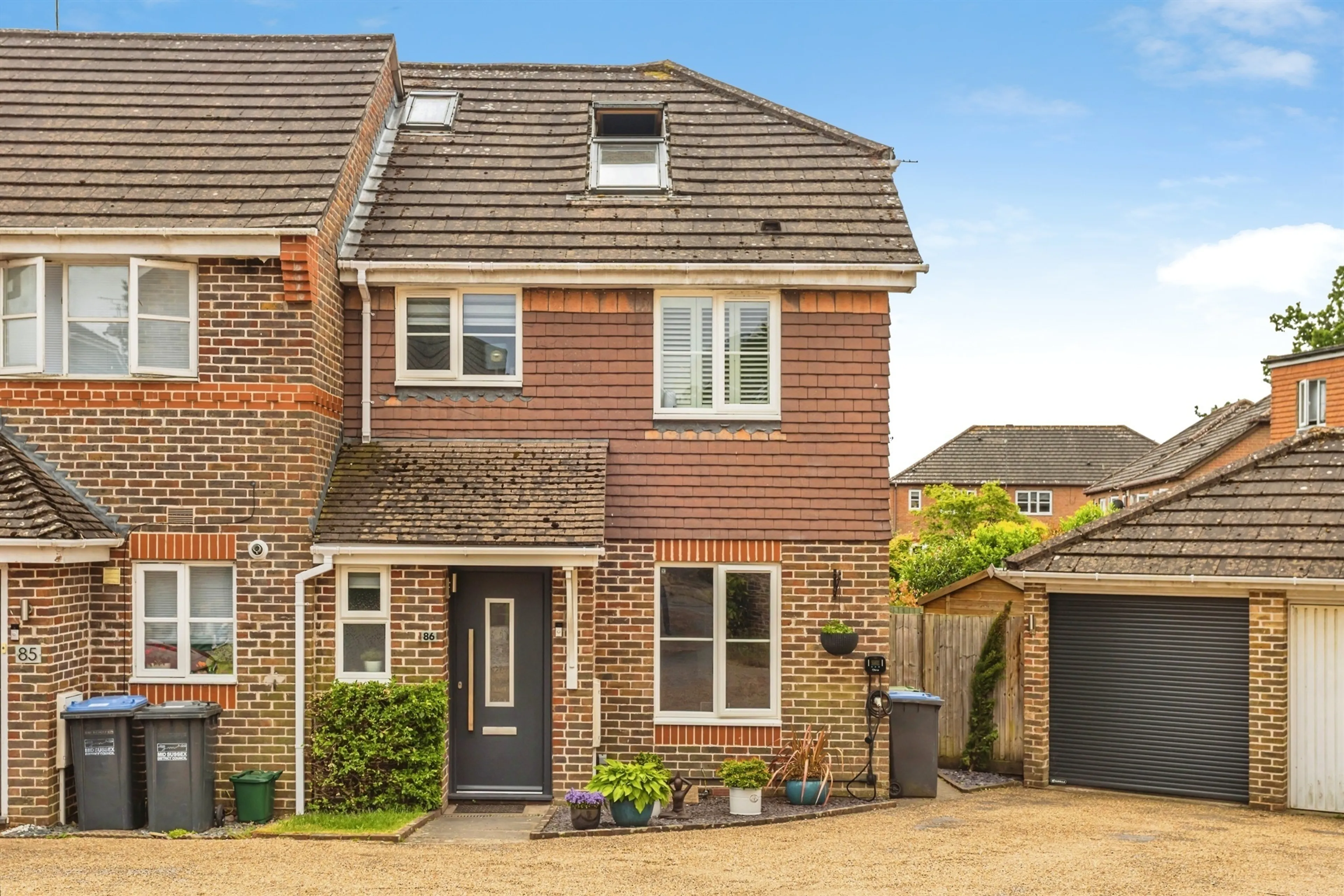 Property photo 0