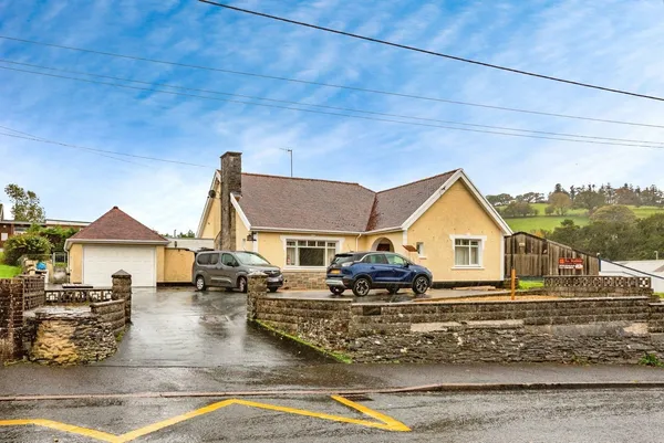 Llanybydder, Carmarthenshire, SA40