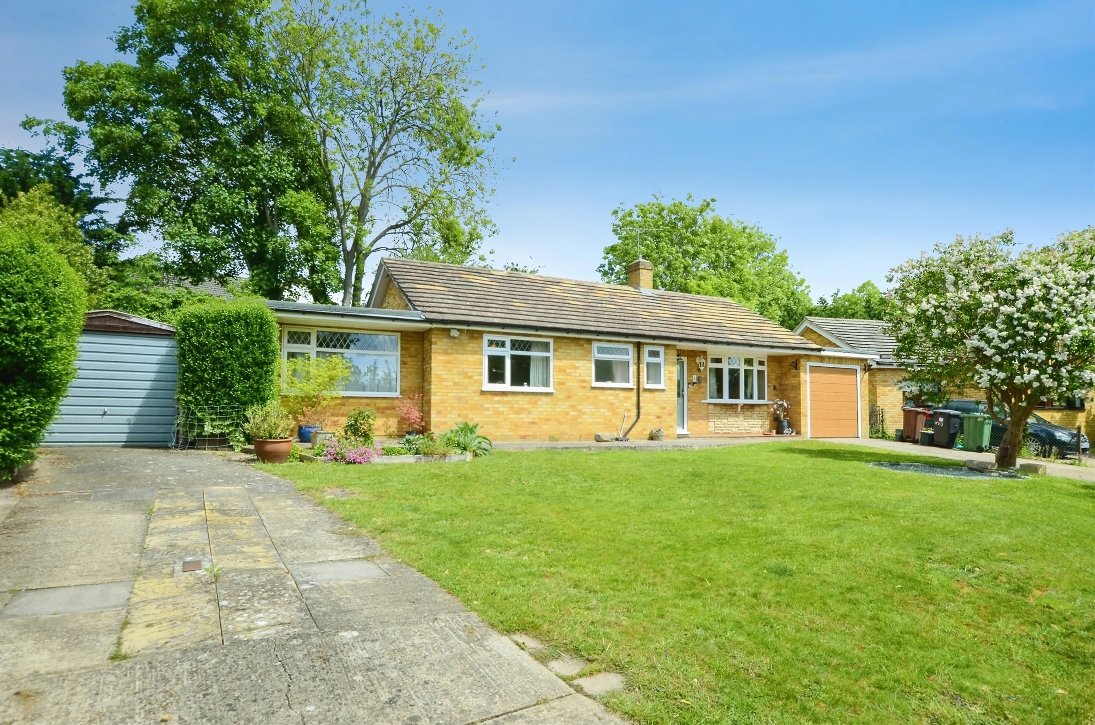 Property photo 0