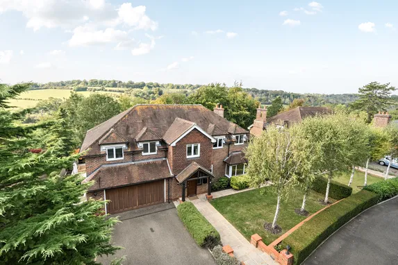 Longridge View, Chipstead, CR5