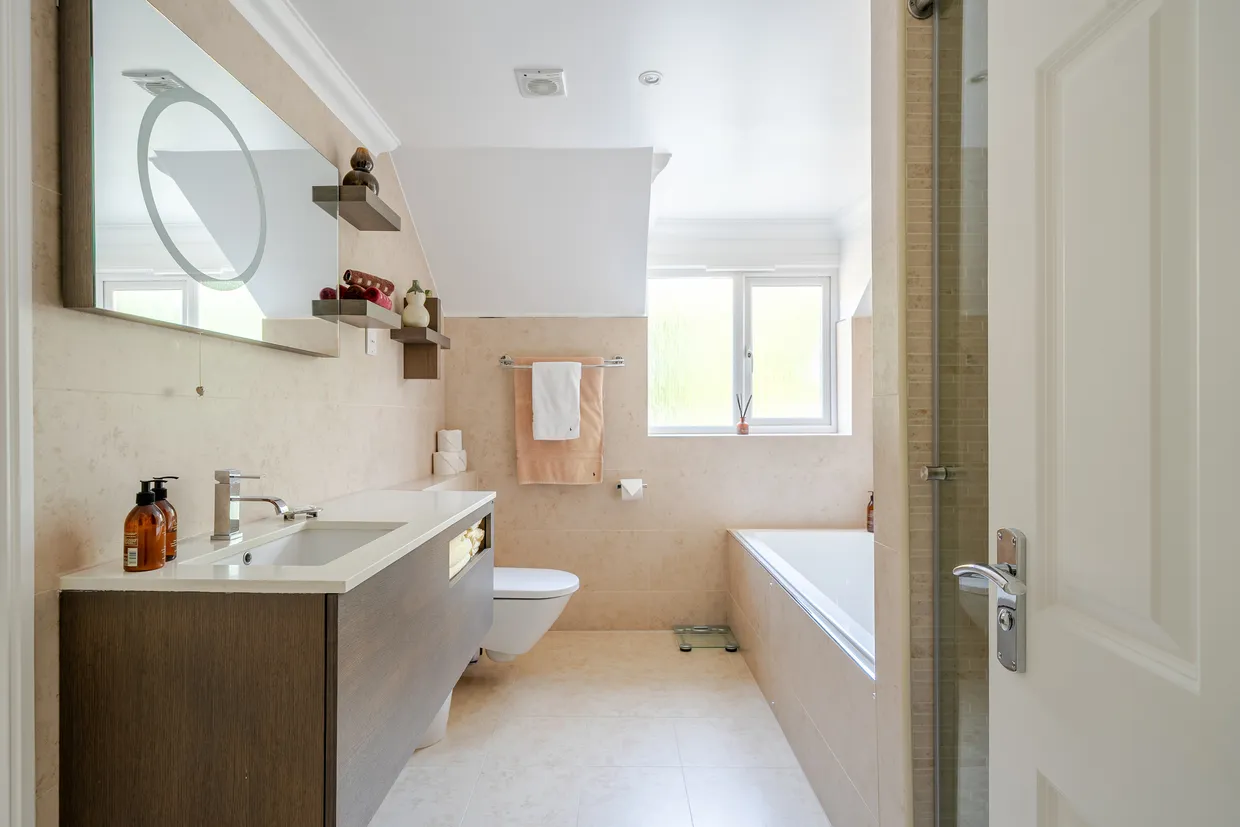Longridge View, Chipstead, CR5 photo 13