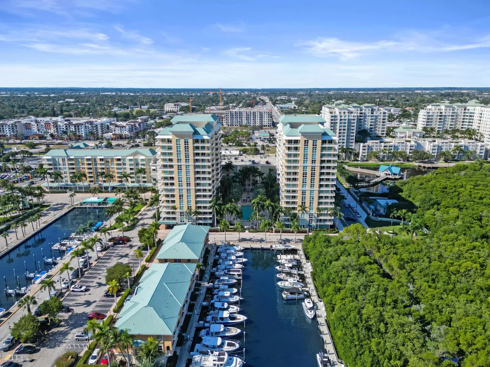 625 Casa Loma Blvd, Boynton Beach, FL 33435
