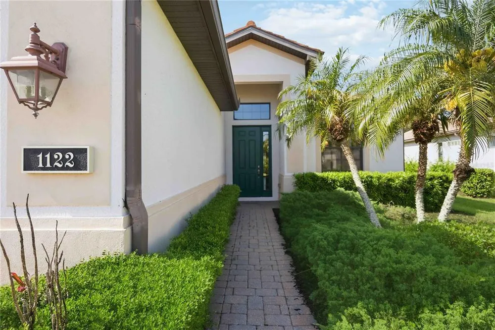 1122 Cielo Ct, Venice, FL 34275