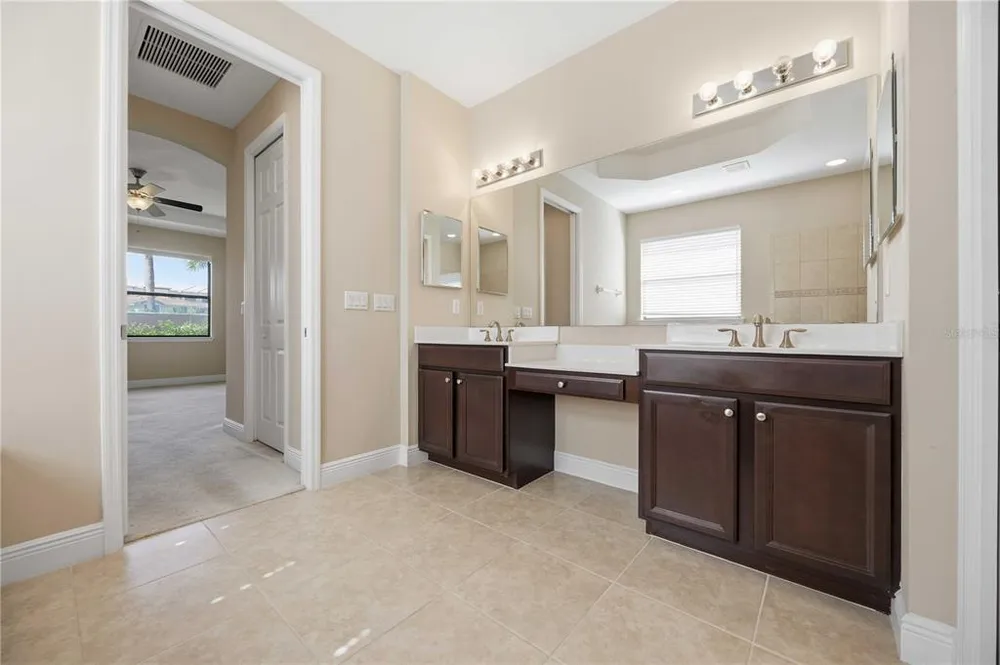 1122 Cielo Ct, Venice, FL 34275