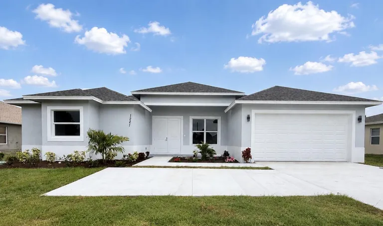 1221 SW Alcantarra Blvd, Port St Lucie, FL 34953