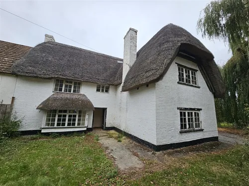 The Green, Lyneham, CHIPPENHAMphoto