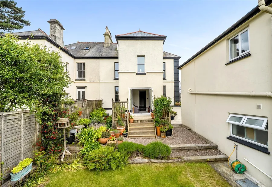 Property Image 16