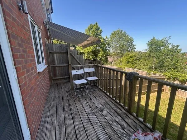 Deanes Close, Luton, Beds