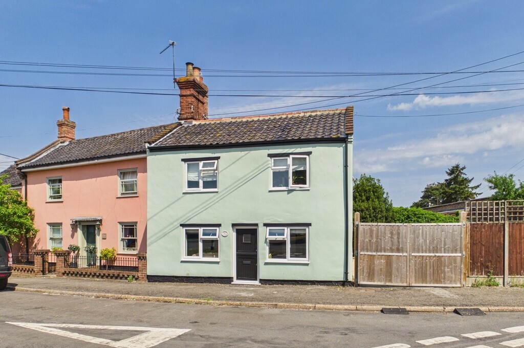 The Street, Earsham Image 1