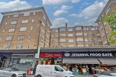 Streatham High Road, LONDON