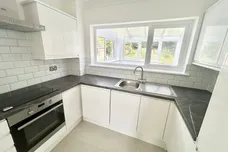 Leybourne Avenue, SOUTHAMPTON
