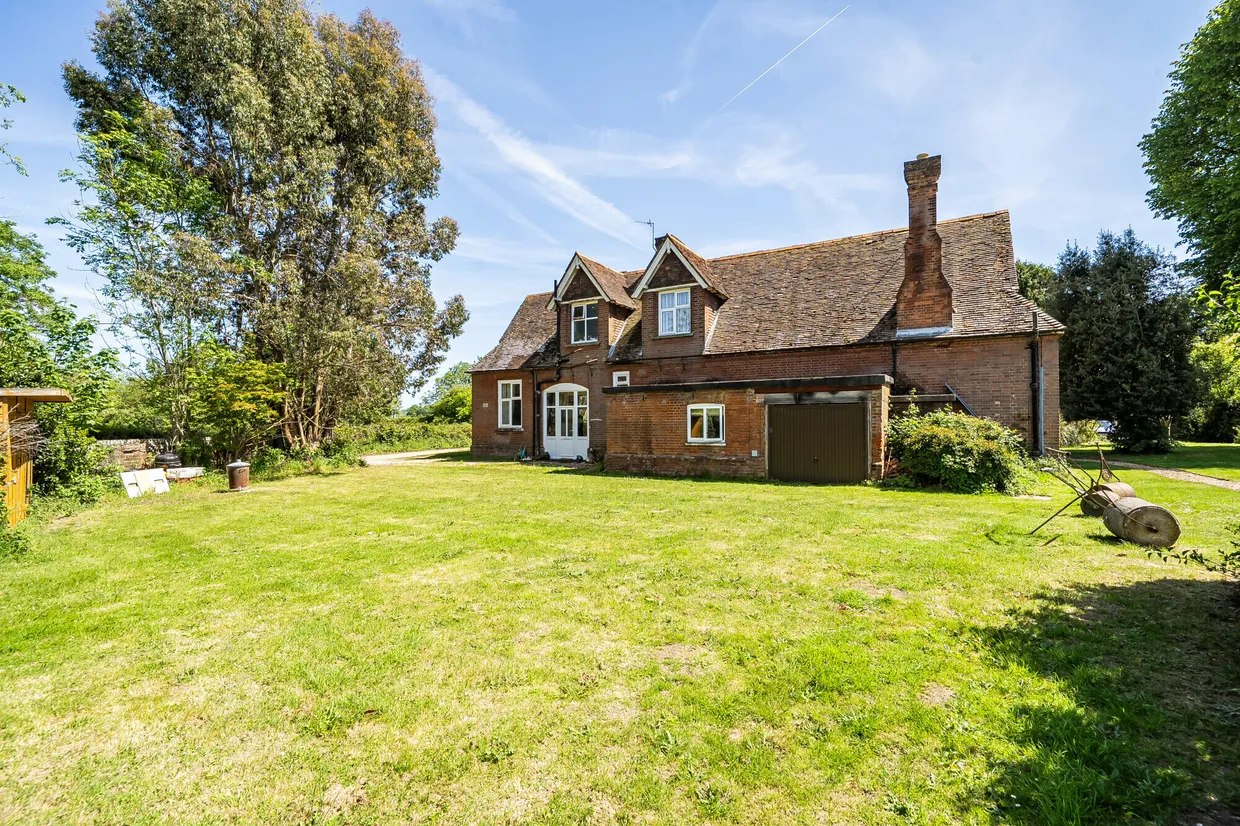 Flanchford Road, Reigate, RH2 photo 13