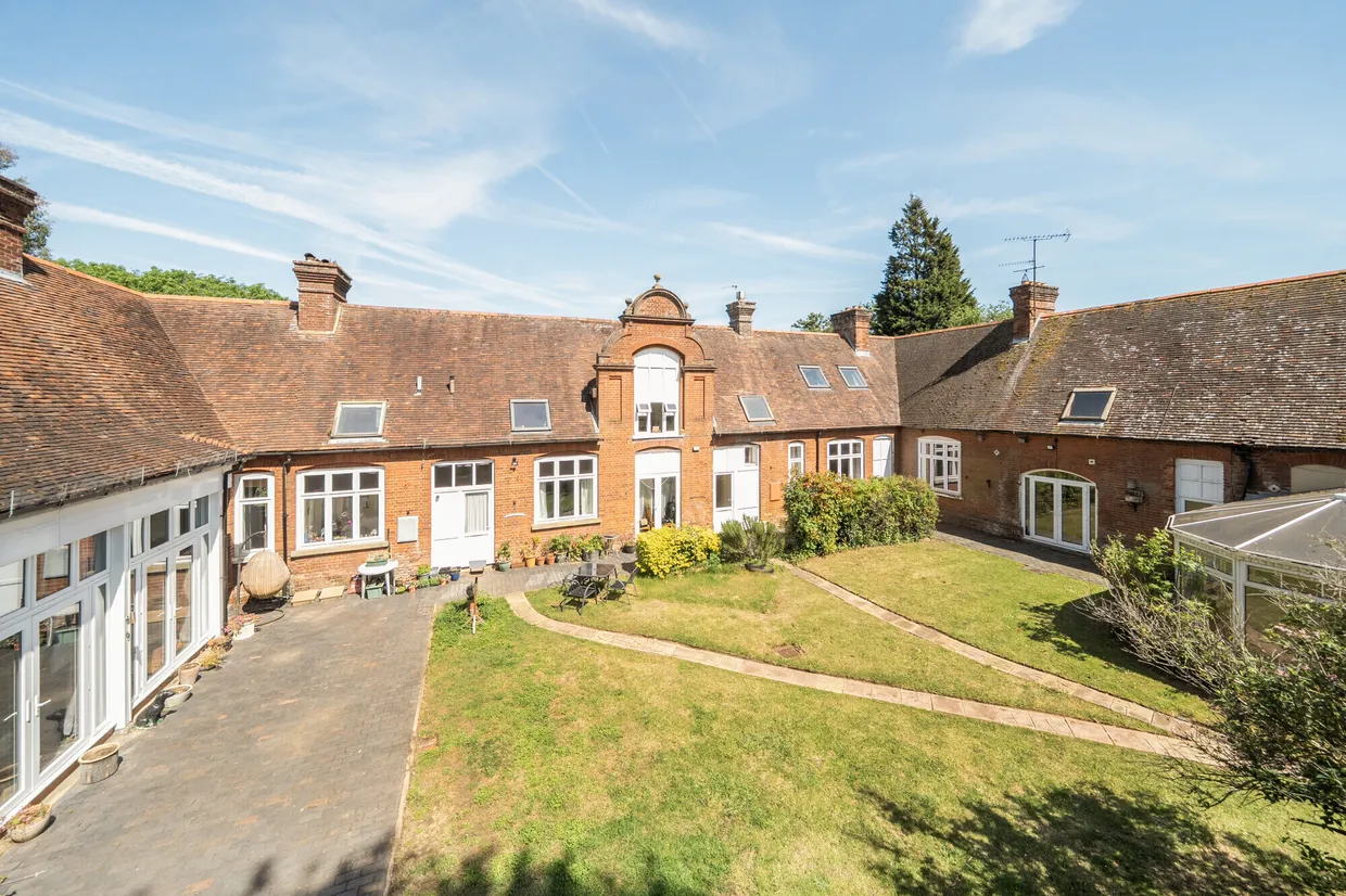 Flanchford Road, Reigate, RH2 photo 14