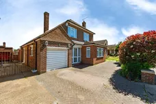 Heath Road, Grays