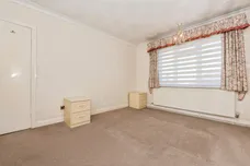 Heath Road, Grays