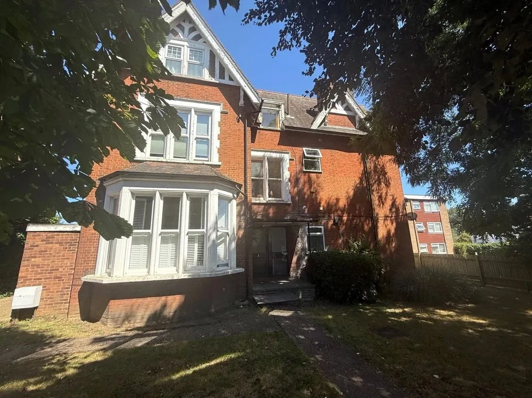 1 Tennison Road, London, SE25