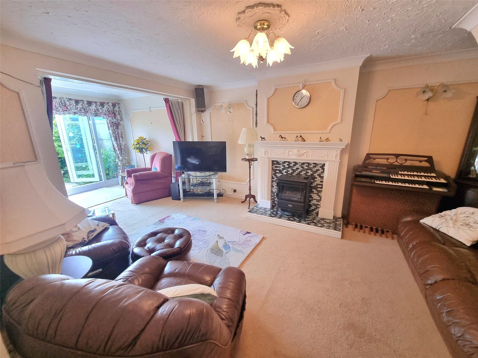 Teignmouth Drive, Rayleigh, Essex, SS6 Image 7