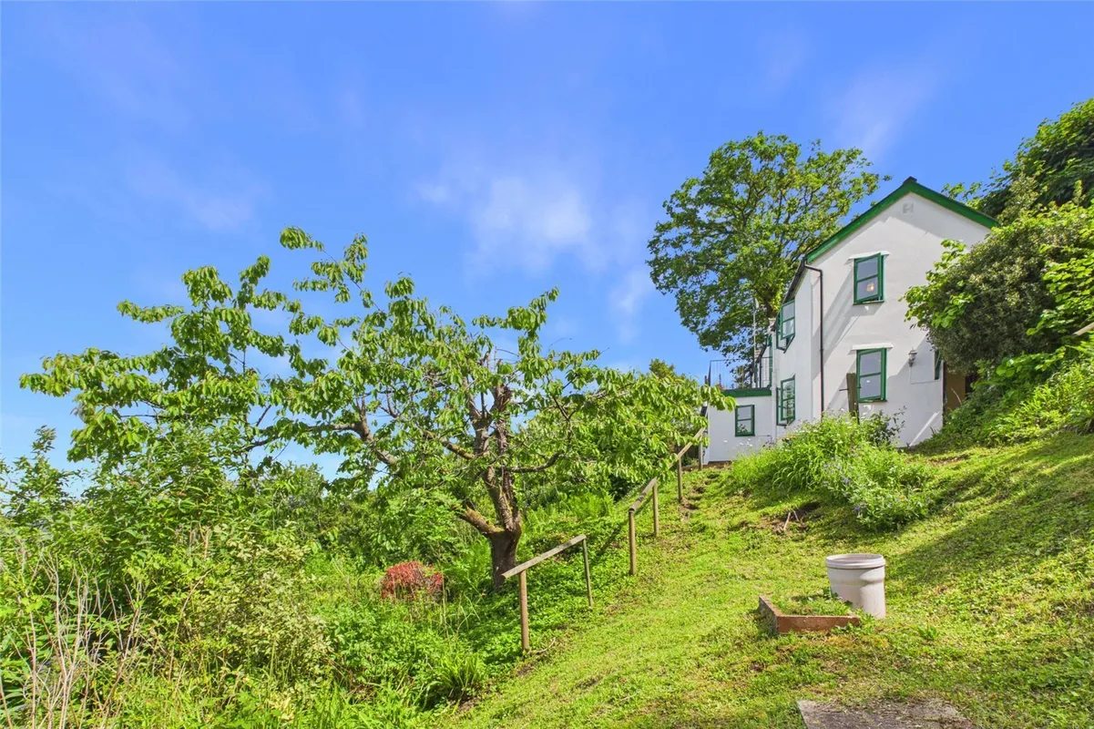 Bulls Hill, Walford, Ross-on-Wye, Herefordshire, HR9