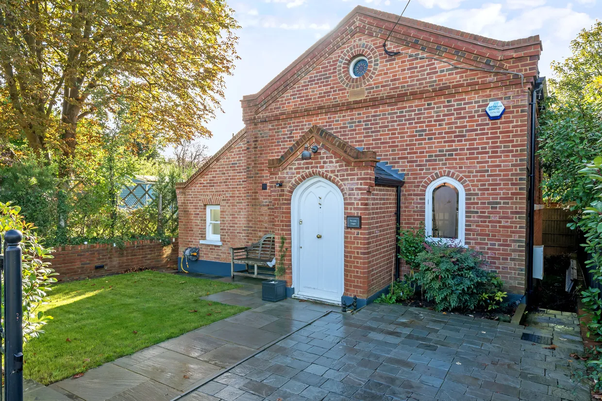 Paley Street, Maidenhead, SL6 photo 1