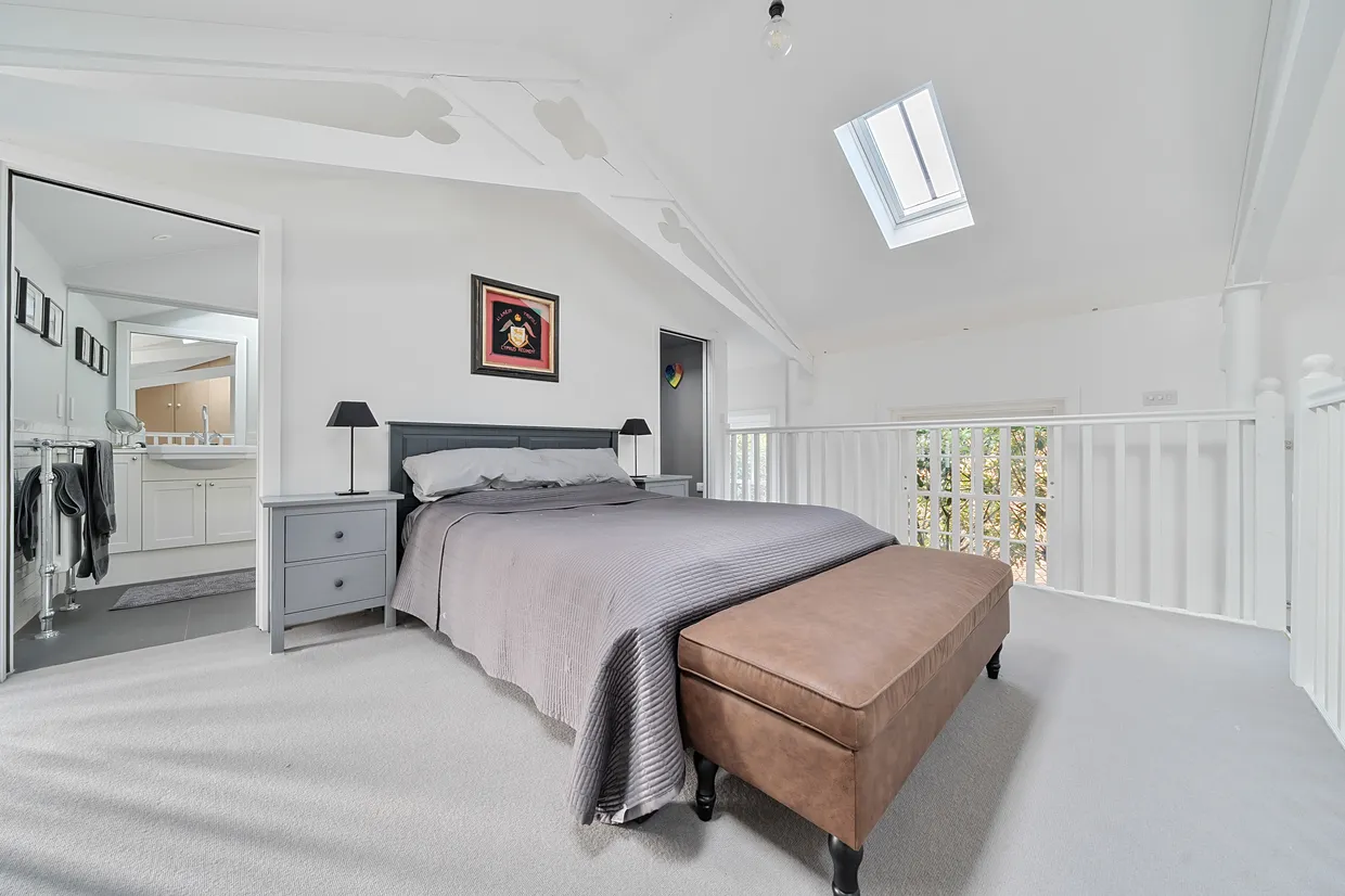 Paley Street, Maidenhead, SL6 photo 9