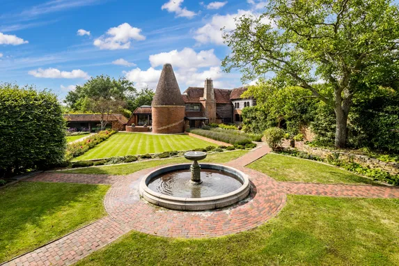 Sandhurst, Cranbrook, TN18