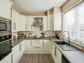 Millicent Square, Maltby, ROTHERHAM thumb 2