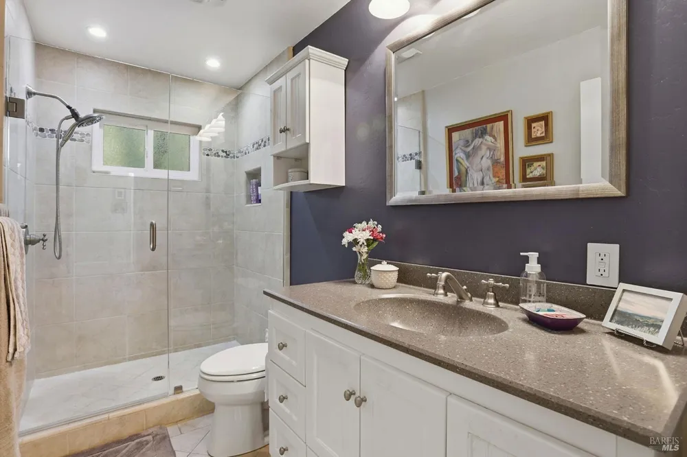 3 Tilden Dr, Novato, CA 94947