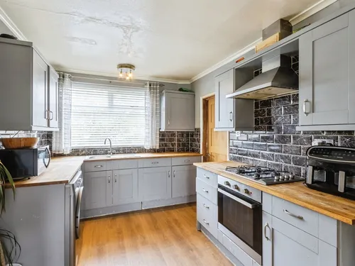 Brooklands Avenue, Leedsphoto