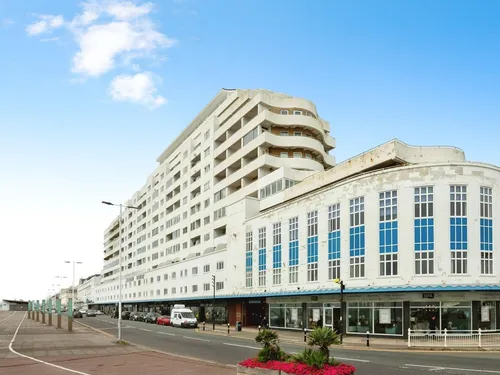 Marine Court, St. Leonards-On-Seaphoto