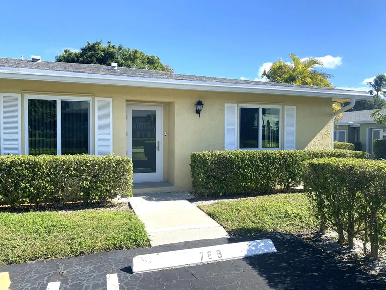 1110 Cactus Terrace, Delray Beach, FL 33445