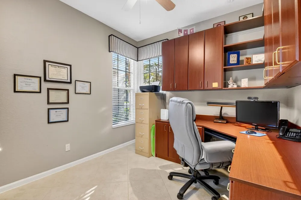 7615 Tarpon Cove Circle, Lake Worth Beach, FL 33467