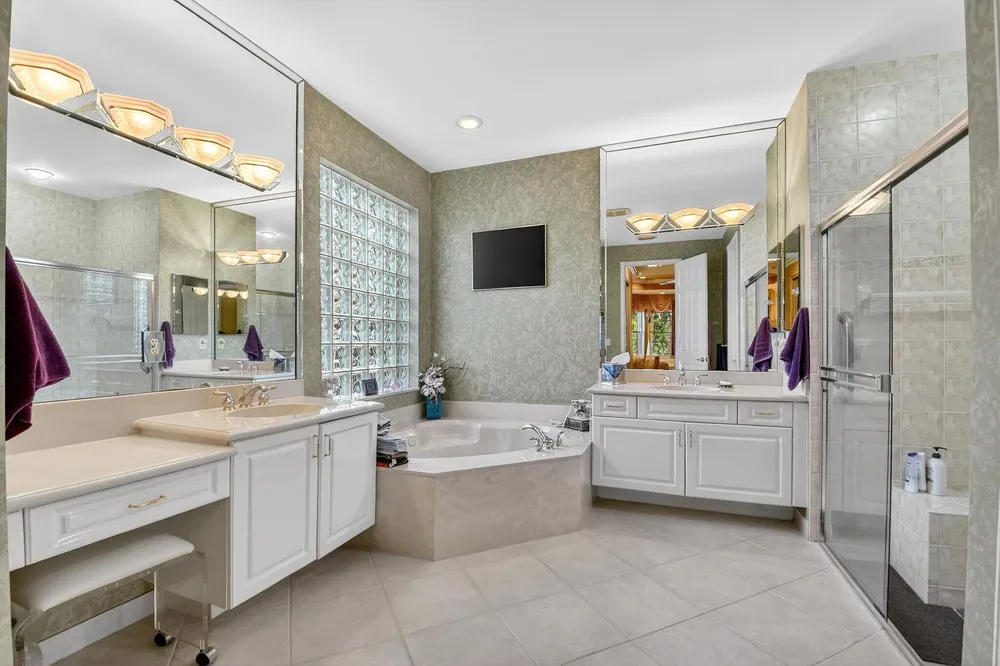 7615 Tarpon Cove Circle, Lake Worth Beach, FL 33467