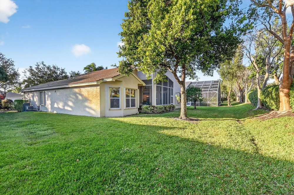 7615 Tarpon Cove Circle, Lake Worth Beach, FL 33467