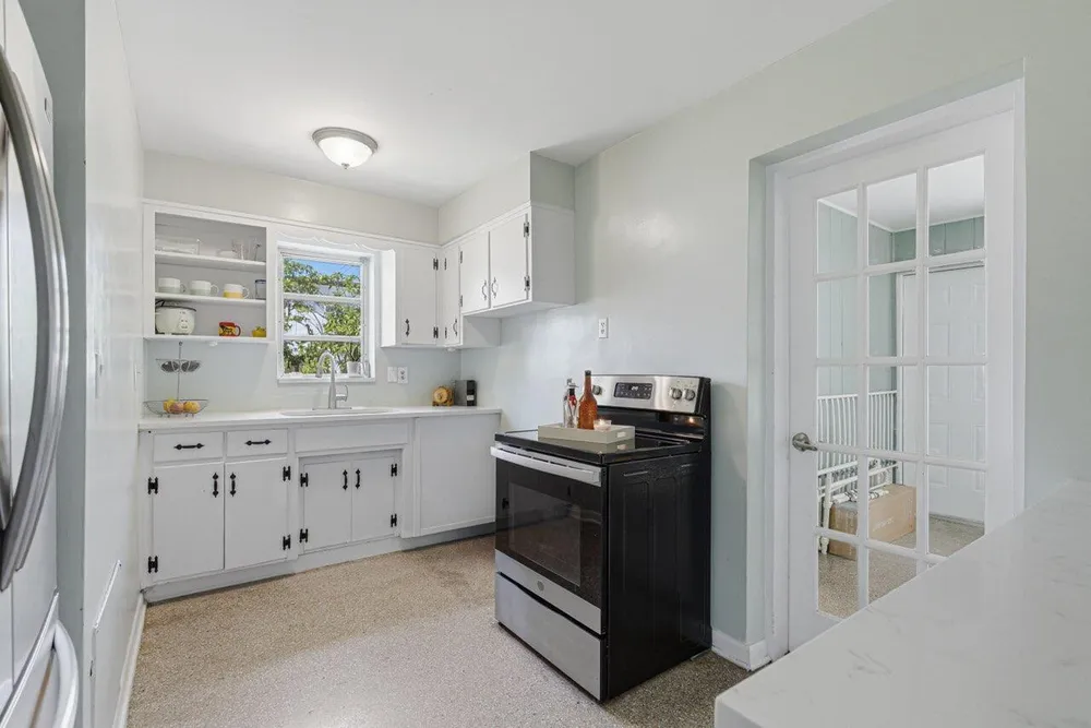 528 N A St, Lake Worth Beach, FL 33460
