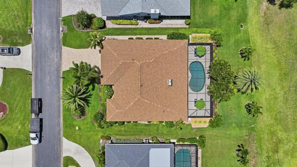 1929 Pebble Beach Ct, Venice, FL 34293