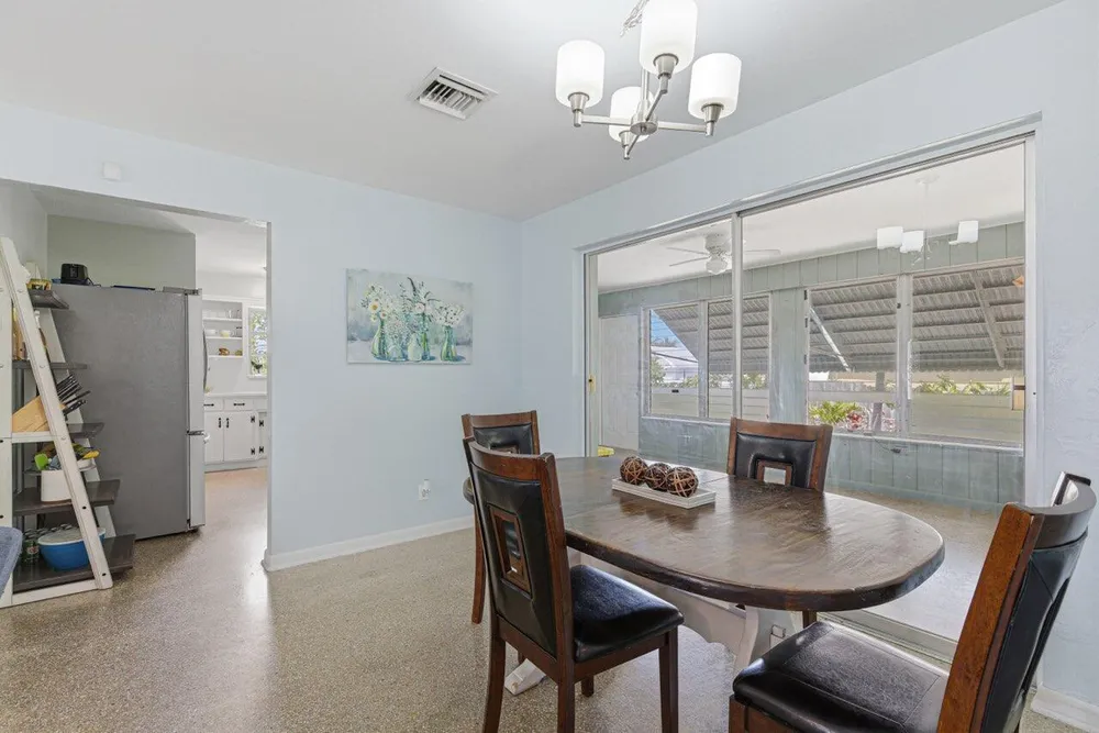 528 N A St, Lake Worth Beach, FL 33460