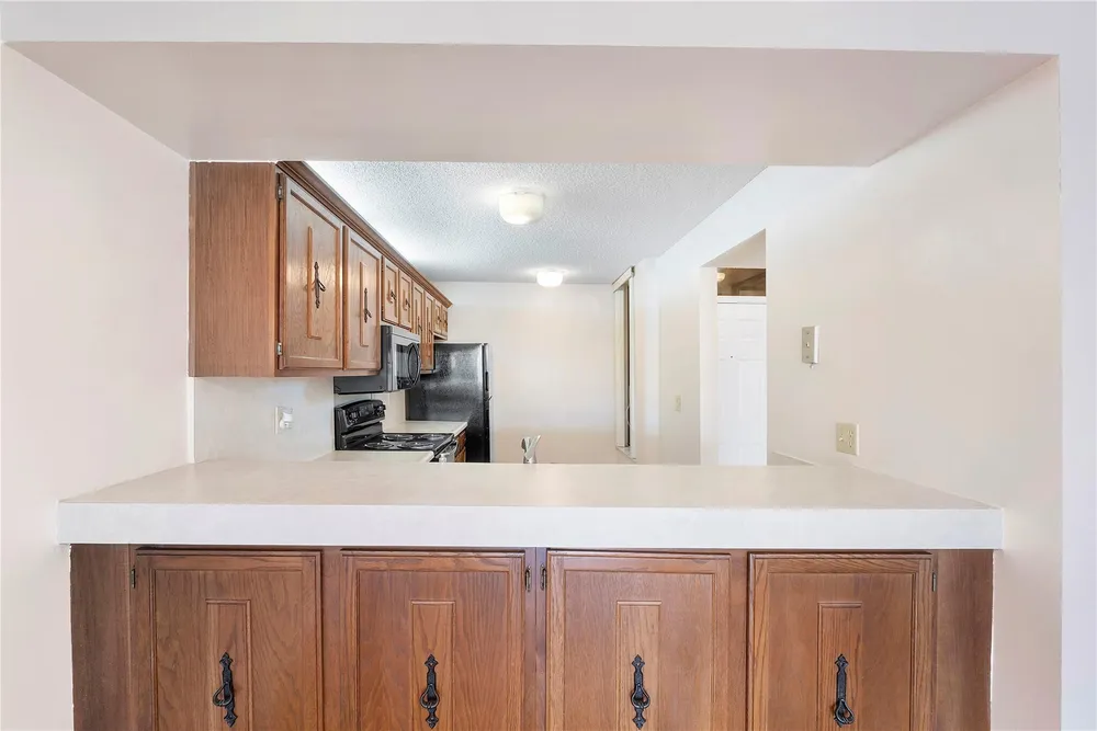 6519 Coral Lake Dr, Margate, FL 33063