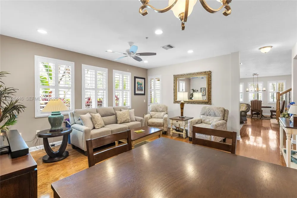 3020 NW 125th Ave, Sunrise, FL 33323
