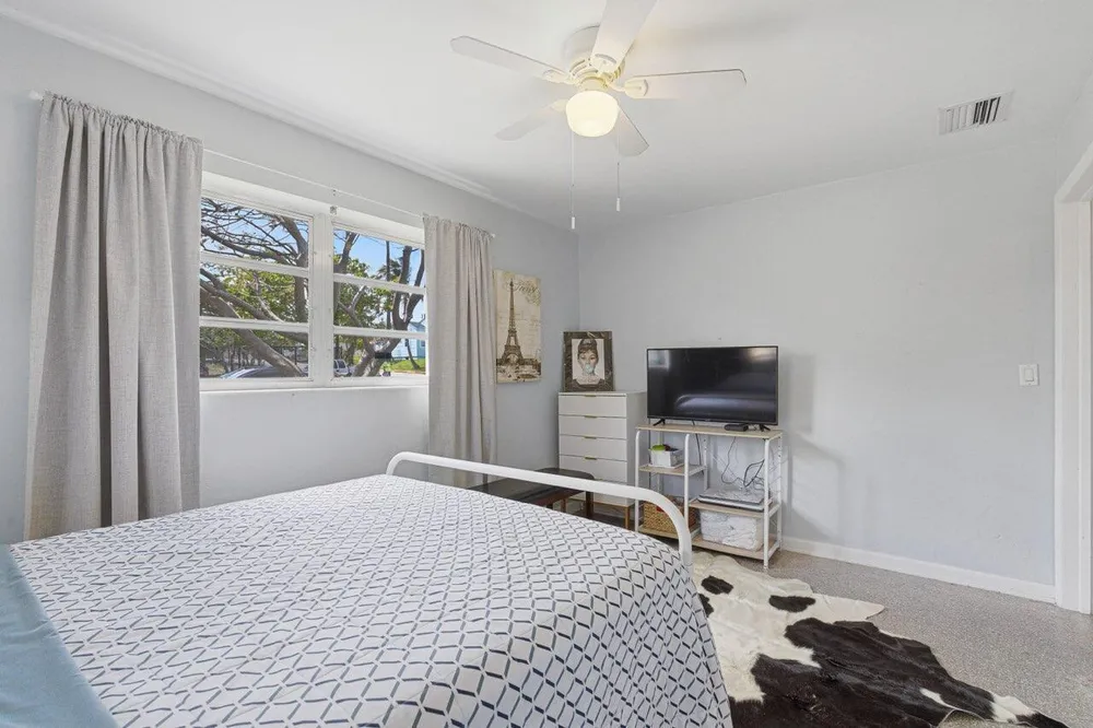 528 N A St, Lake Worth Beach, FL 33460