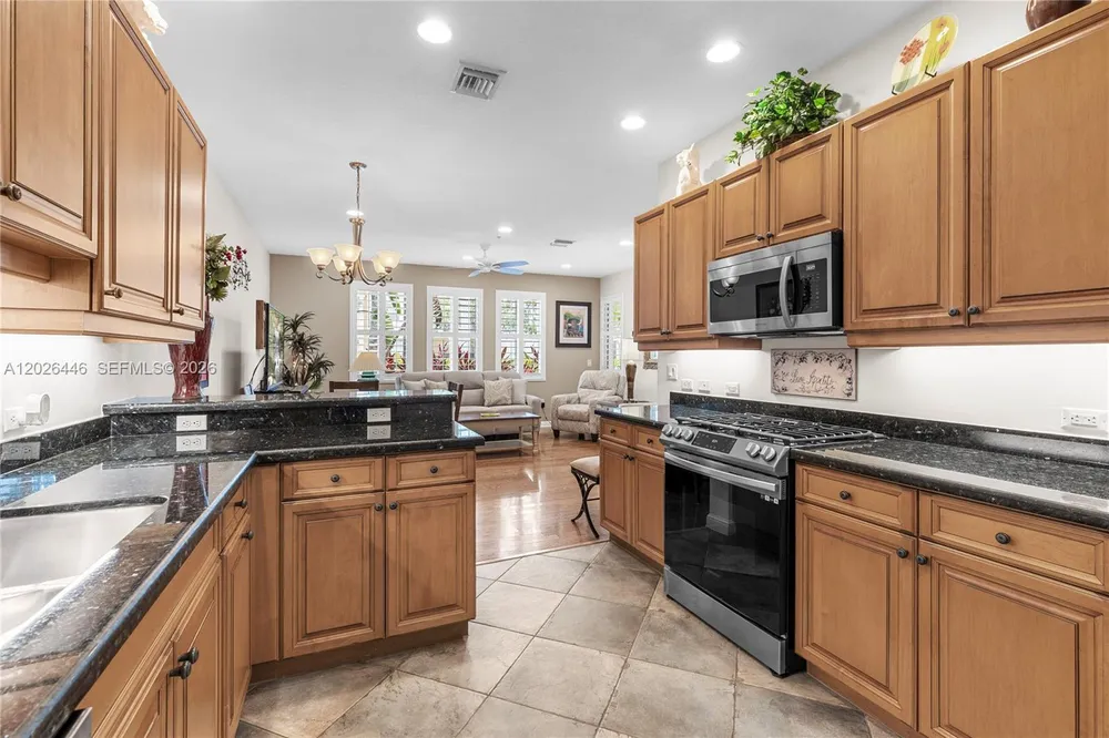 3020 NW 125th Ave, Sunrise, FL 33323