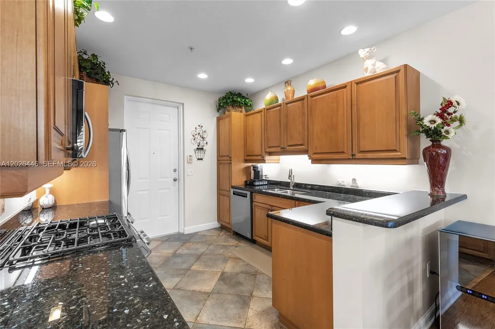 3020 NW 125th Ave, Sunrise, FL 33323