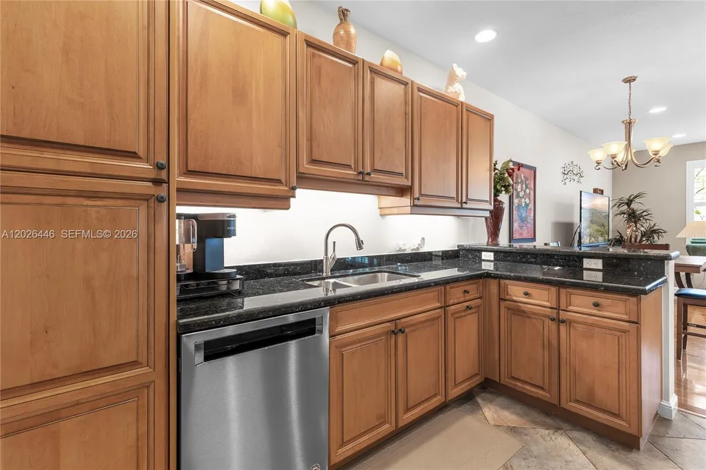 3020 NW 125th Ave, Sunrise, FL 33323